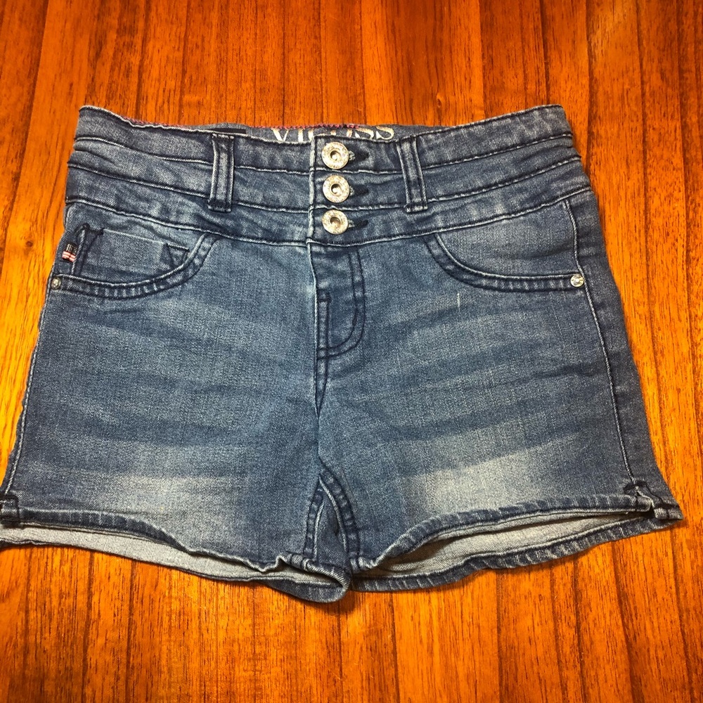 Vigoss the Chelsea jean shorts